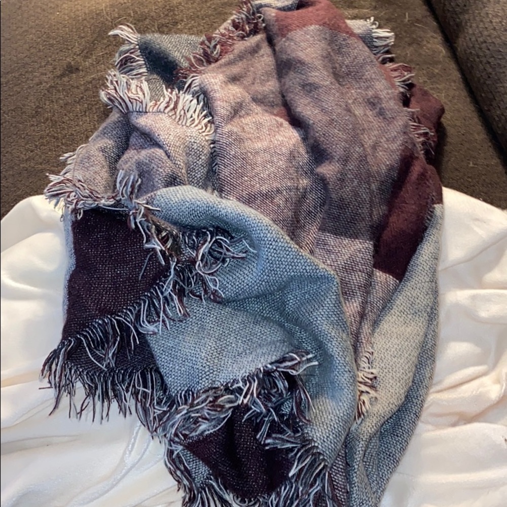 Over sized scarf